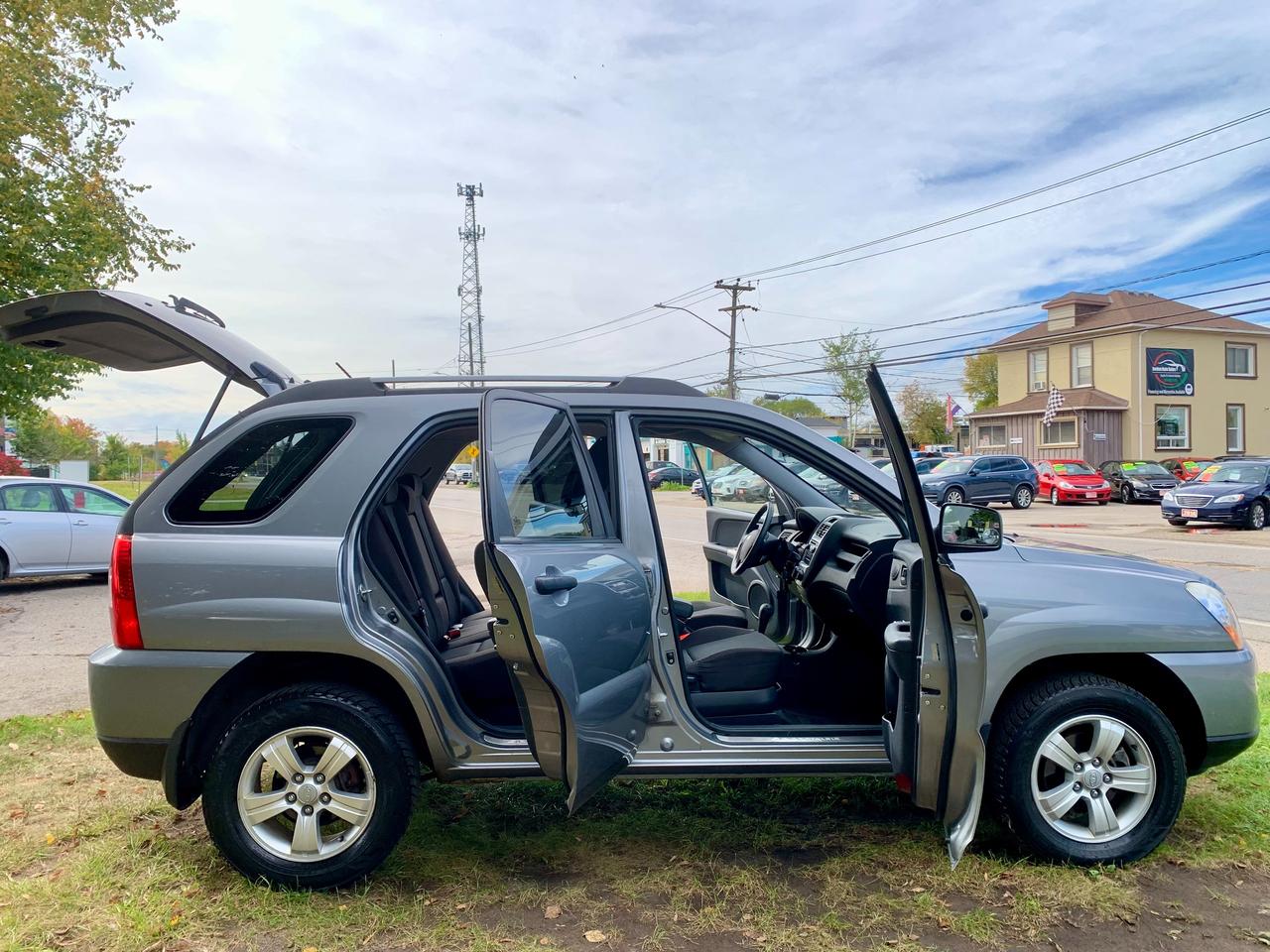 2010 Kia Sportage LX 1 OWNER 71KM W SAFETY Photo