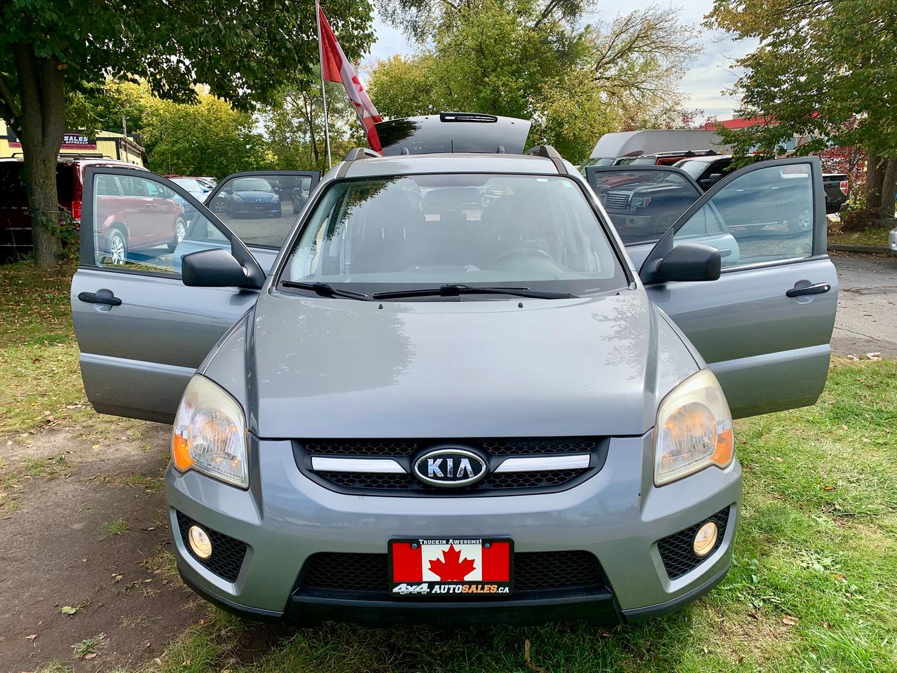 2010 Kia Sportage LX 1 OWNER 71KM W SAFETY Photo