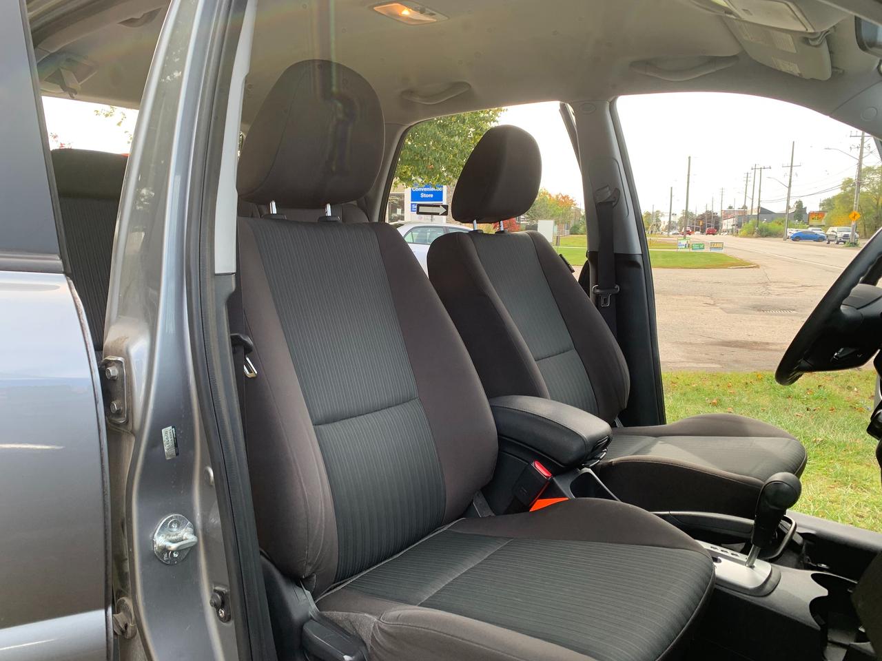 2010 Kia Sportage LX 1 OWNER 71KM W SAFETY Photo