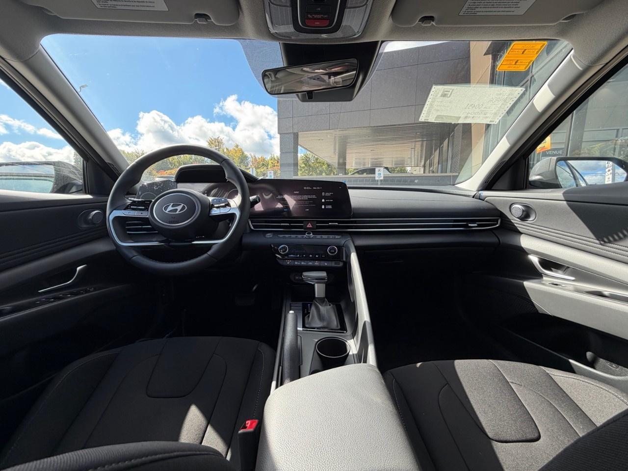 2026 Hyundai Elantra Preferred IVT w/Tech Pkg Photo