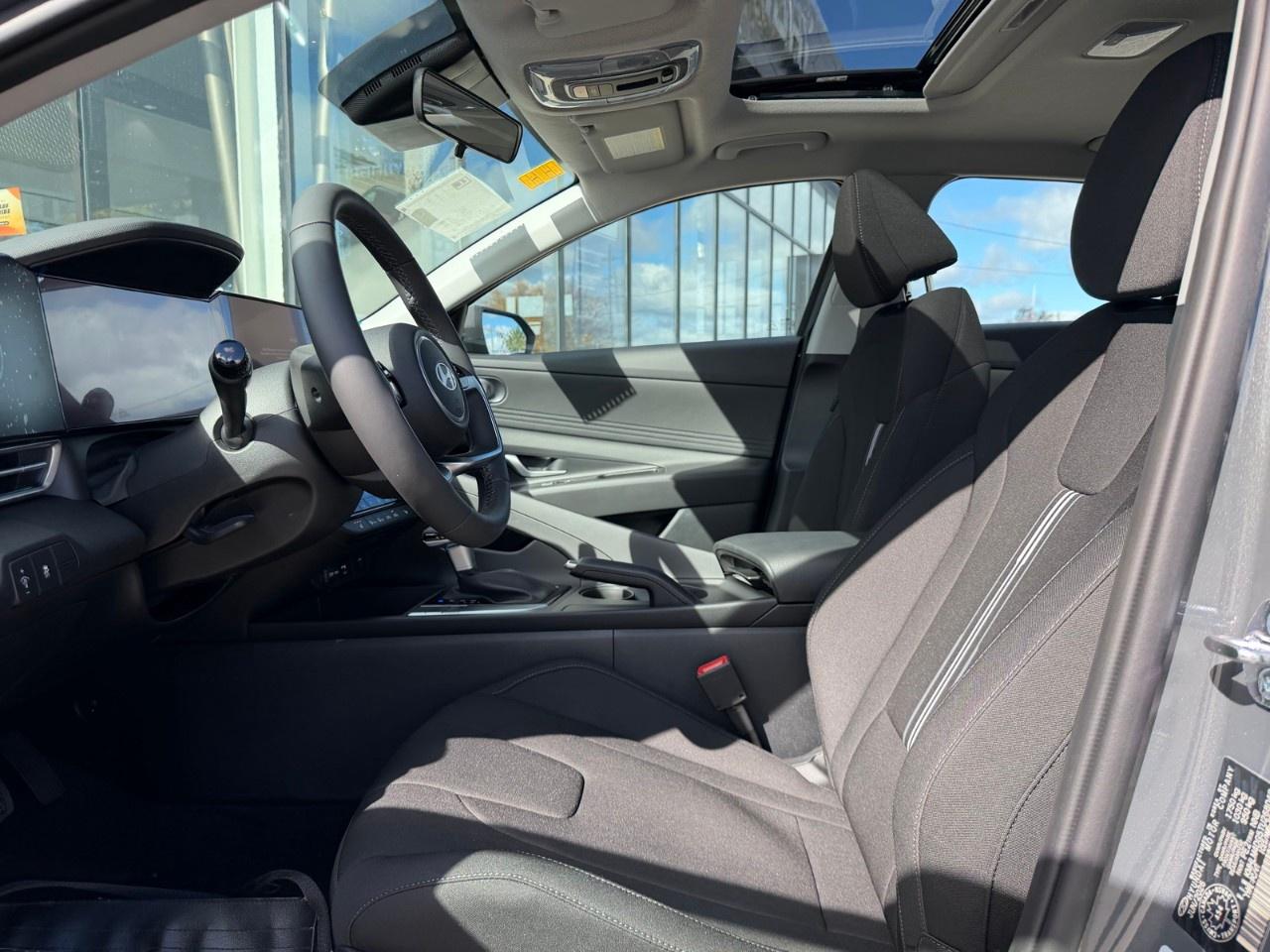 2026 Hyundai Elantra Preferred IVT w/Tech Pkg Photo