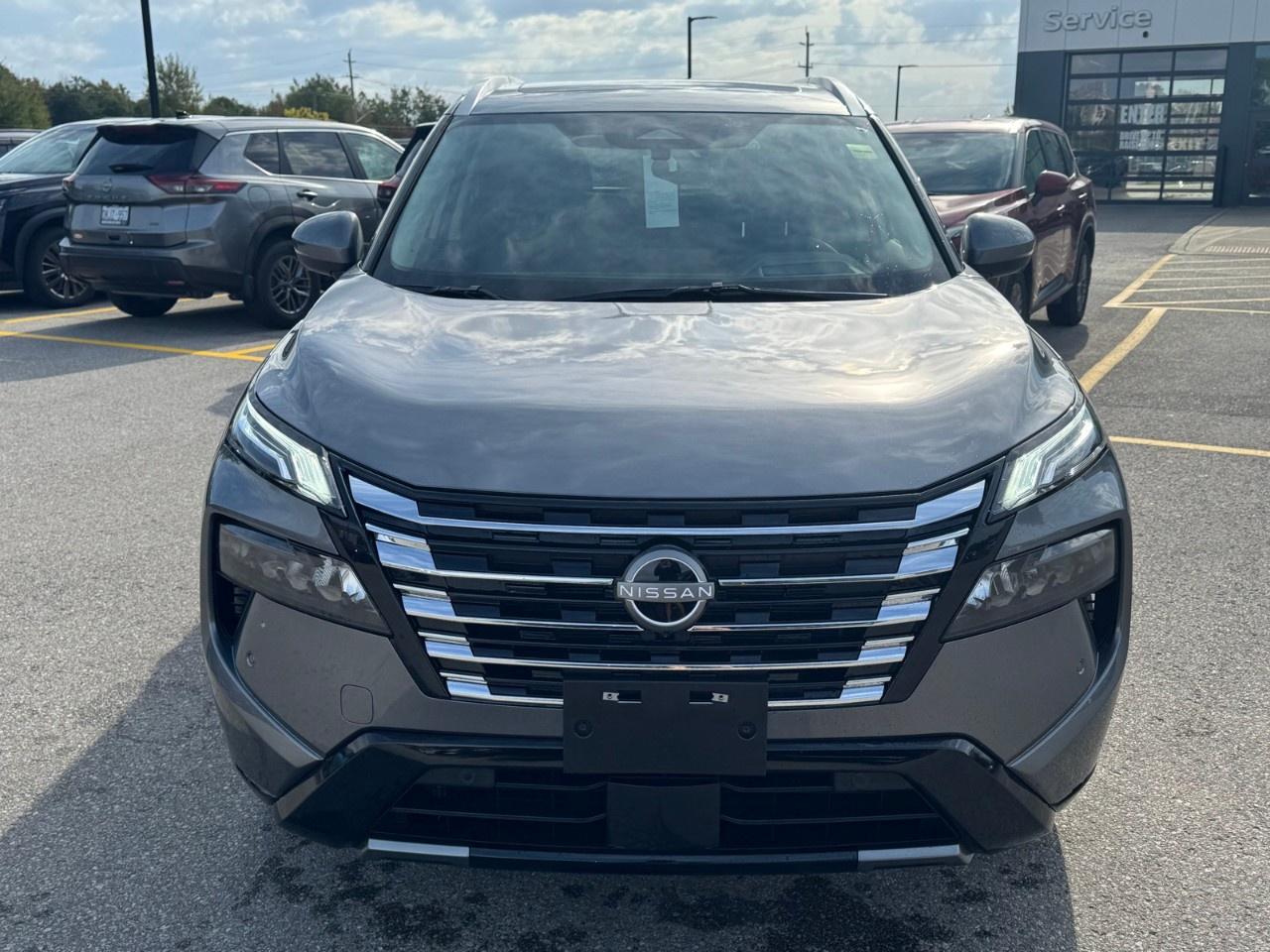 2026 Nissan Rogue AWD Platinum Photo