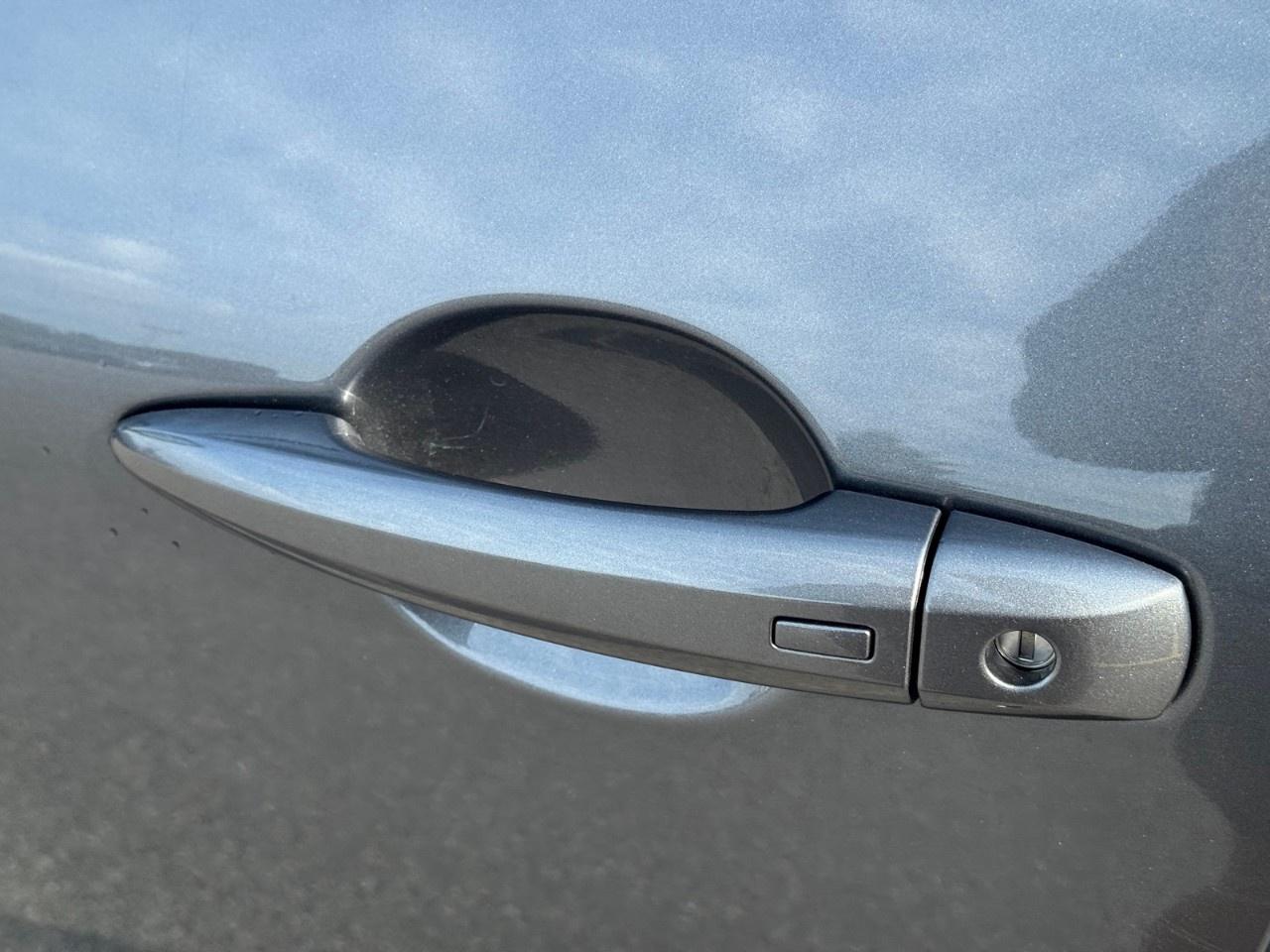 2026 Nissan Rogue AWD Platinum Photo