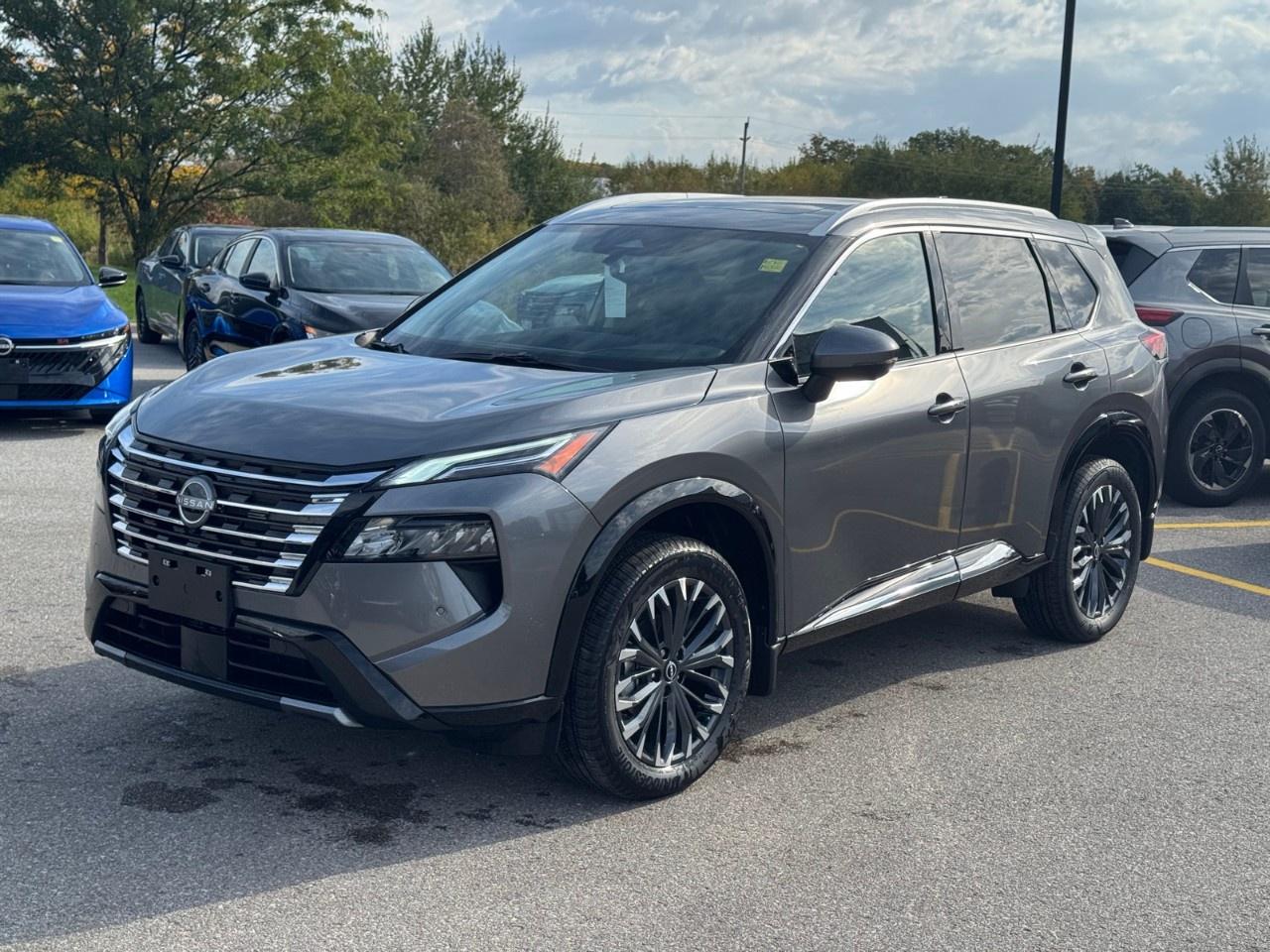 2026 Nissan Rogue AWD Platinum Photo