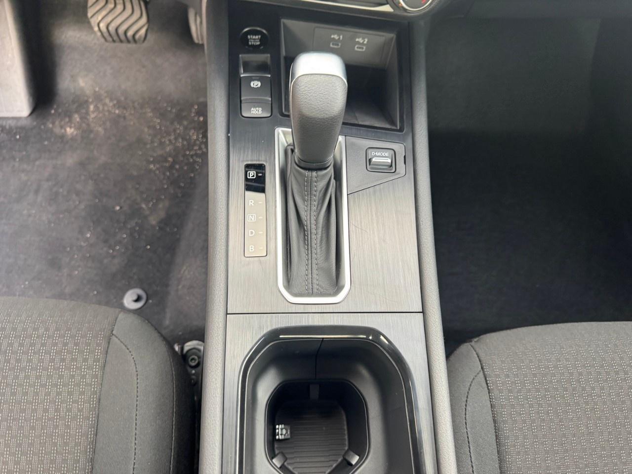 2027 Nissan Kicks S FWD Photo