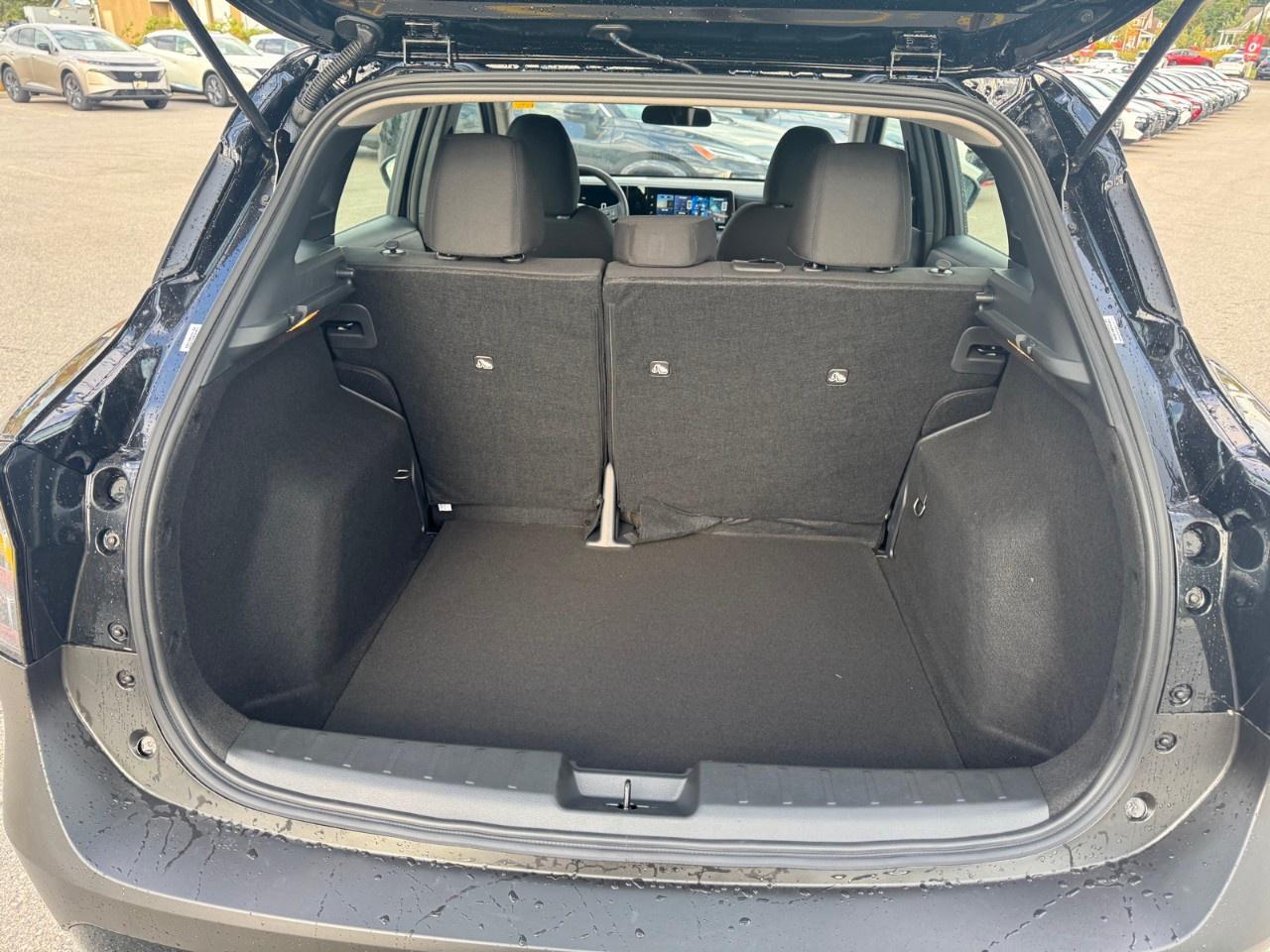 2027 Nissan Kicks S FWD Photo