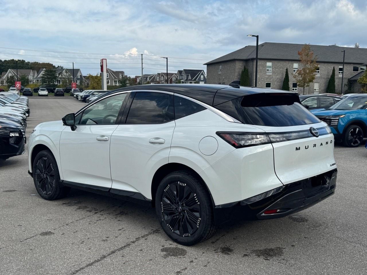 2027 Nissan Murano Platinum AWD Photo