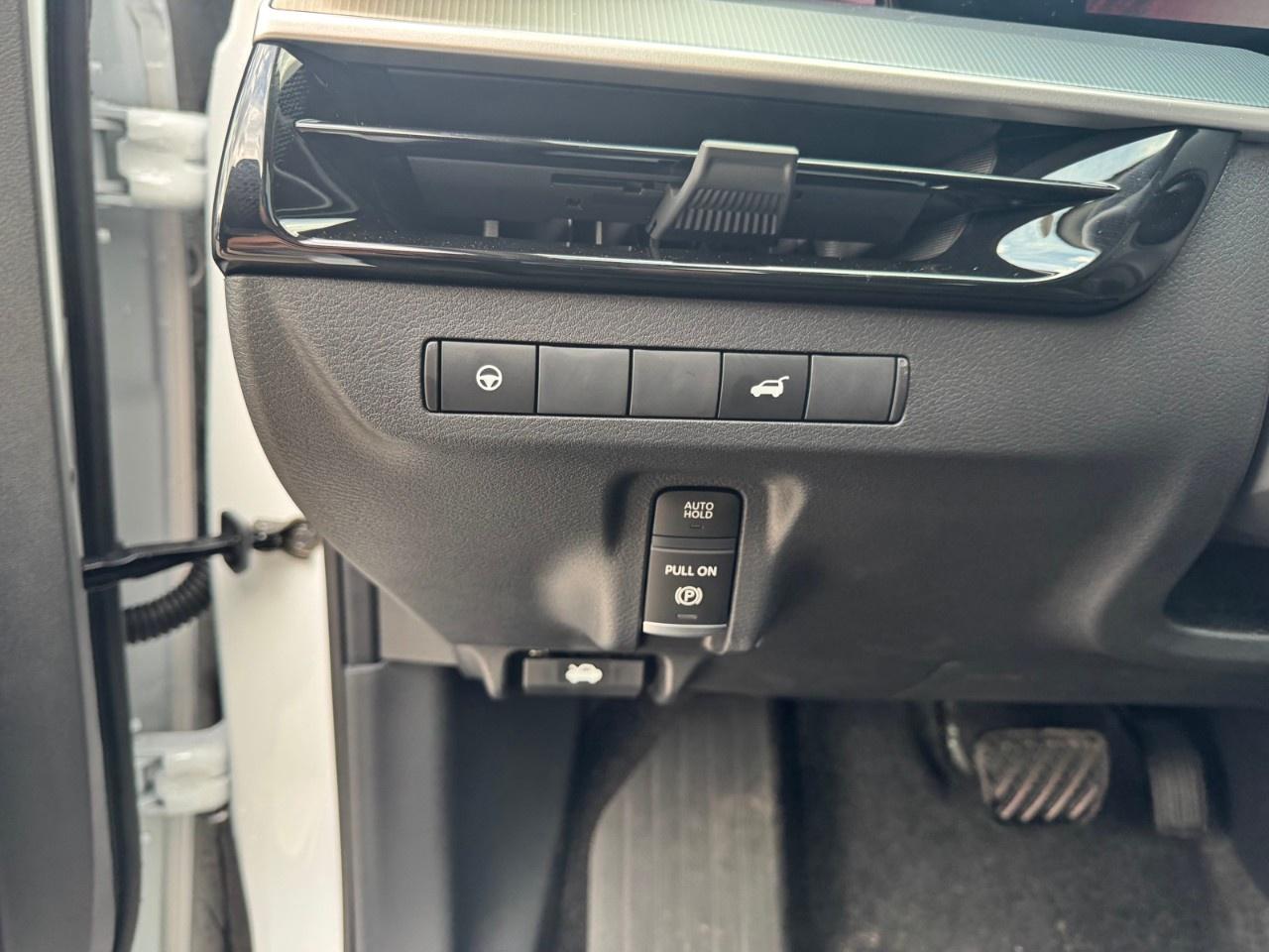 2027 Nissan Murano Platinum AWD Photo