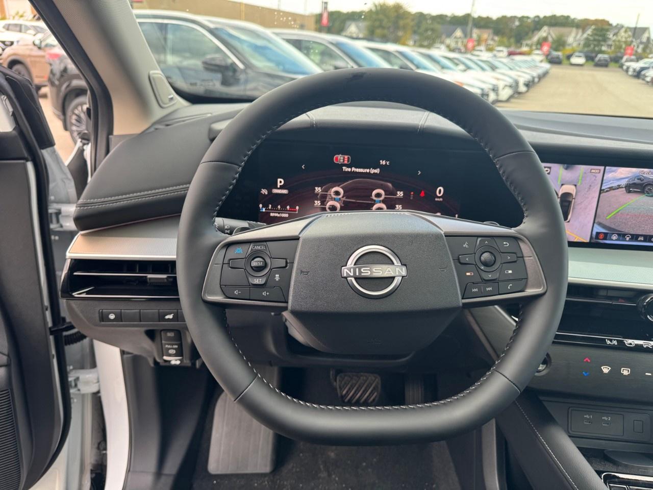 2027 Nissan Murano Platinum AWD Photo