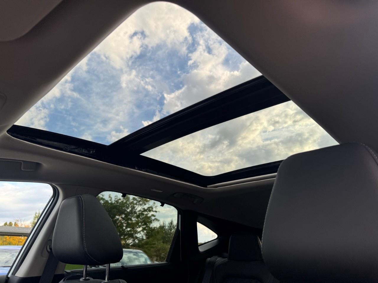 2027 Nissan Murano Platinum AWD Photo