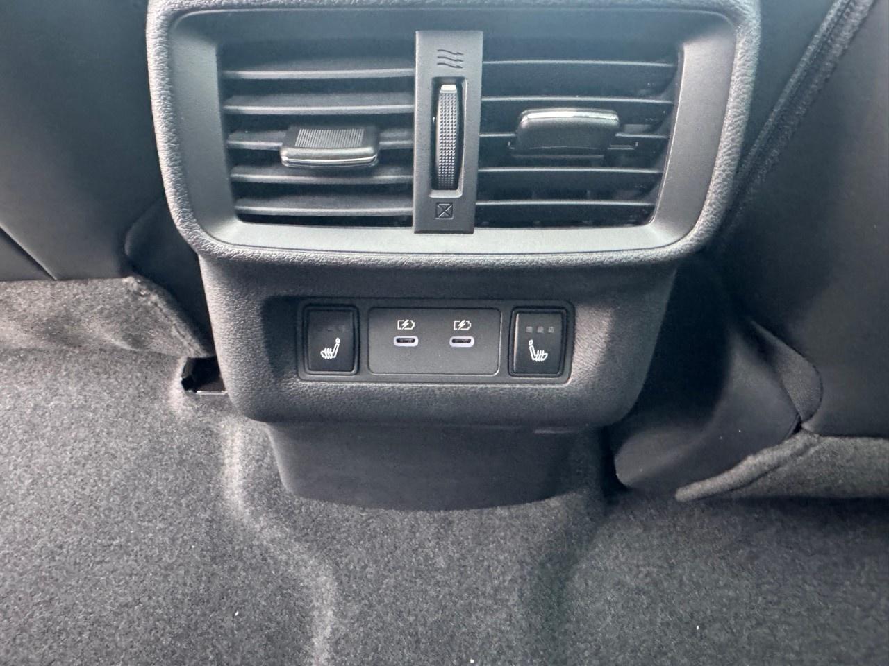 2027 Nissan Murano Platinum AWD Photo