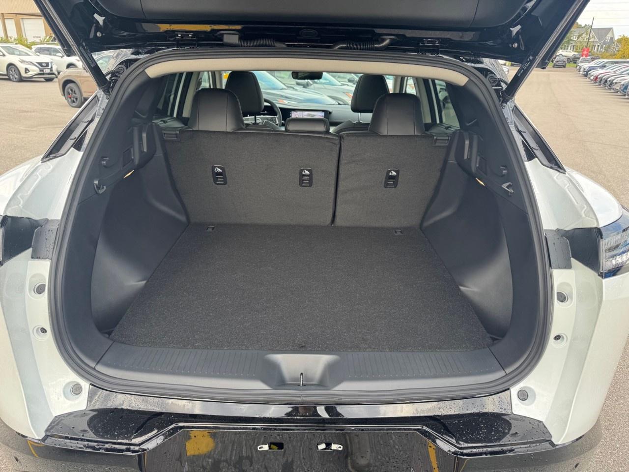 2027 Nissan Murano Platinum AWD Photo