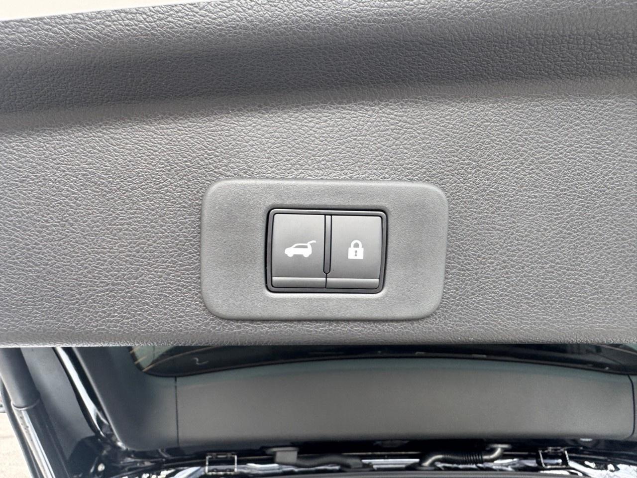 2027 Nissan Murano Platinum AWD Photo