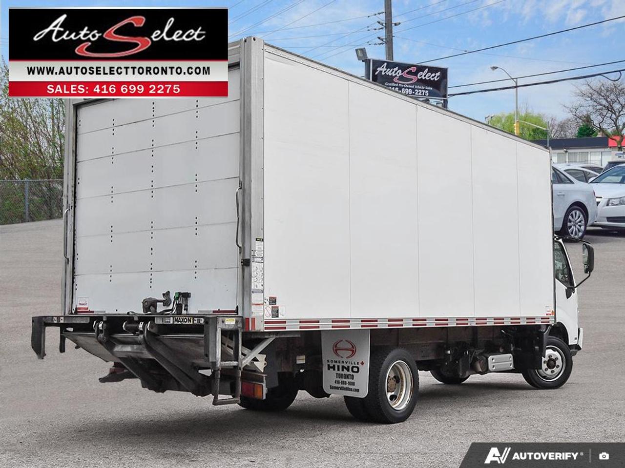 2020 Hino 195 20 Foot with Maxon Liftgate Photo3