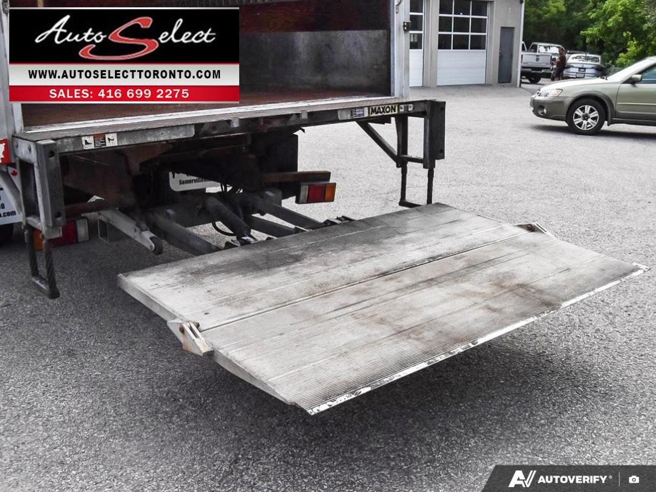 2020 Hino 195 20 Foot with Maxon Liftgate Photo