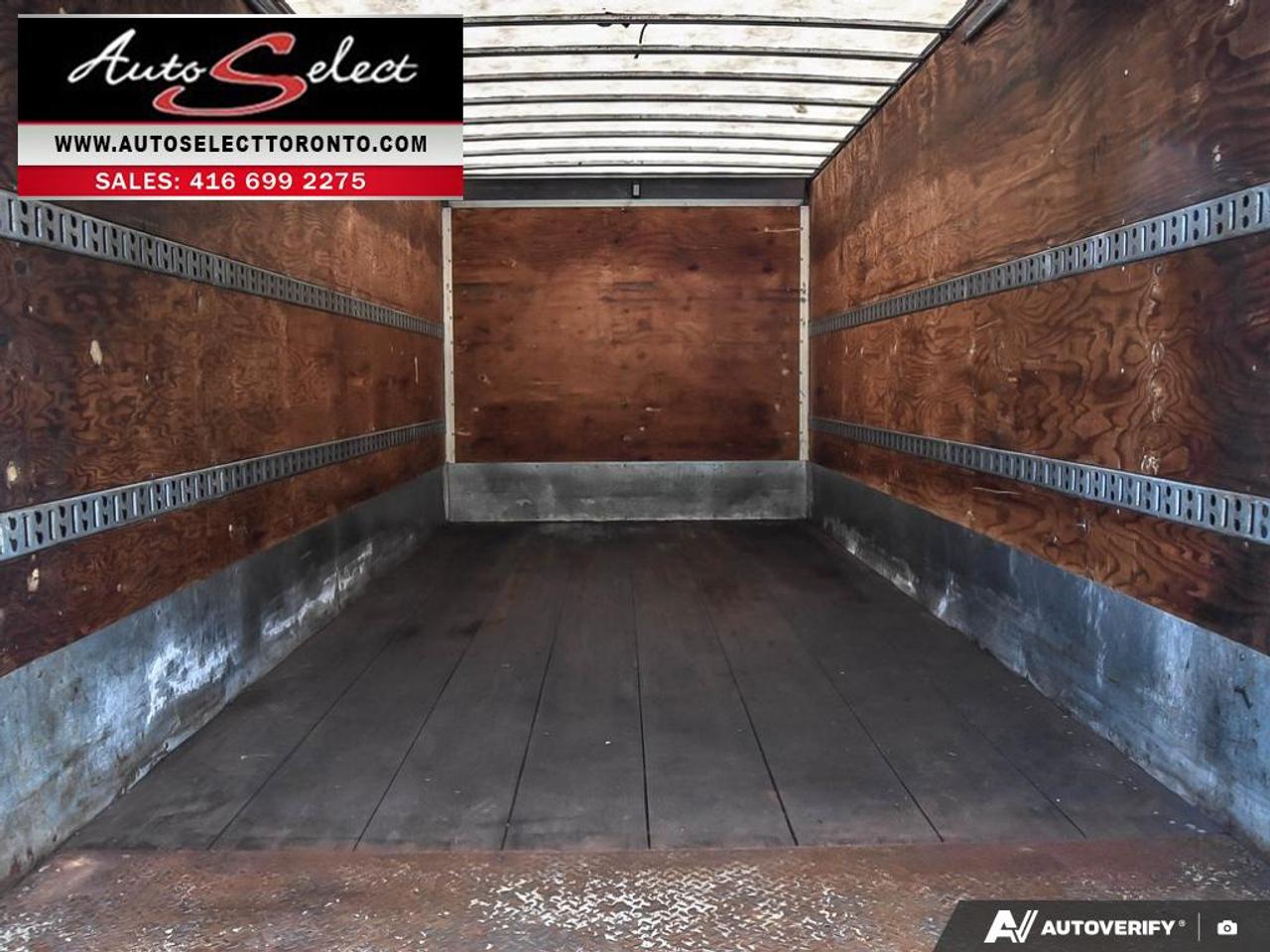 2020 Hino 195 20 Foot with Maxon Liftgate Photo