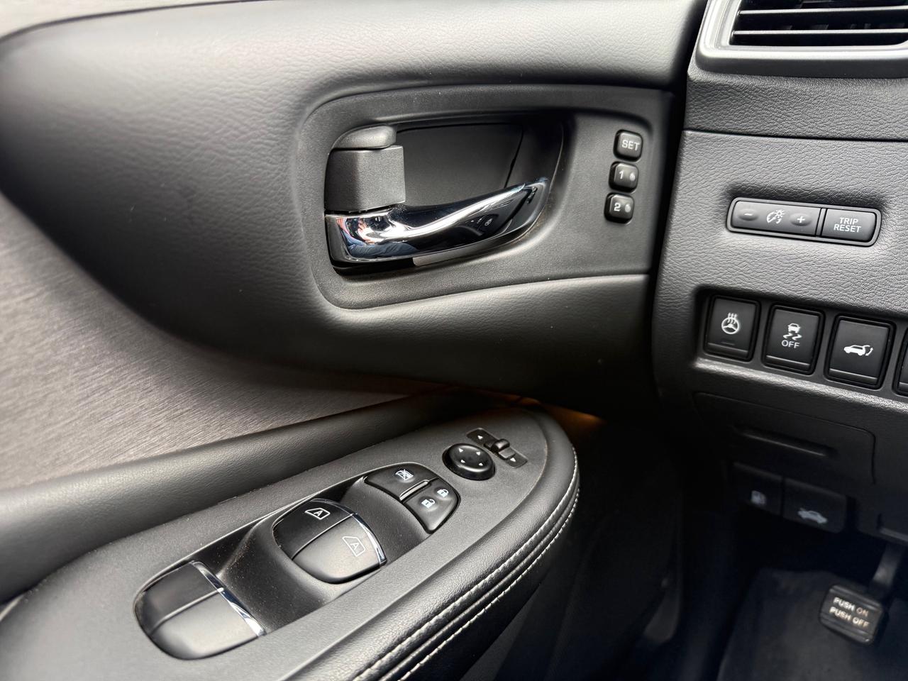 2023 Nissan Murano Midnight Edition NAV! Sunroof! Leather! CarPlay! Photo