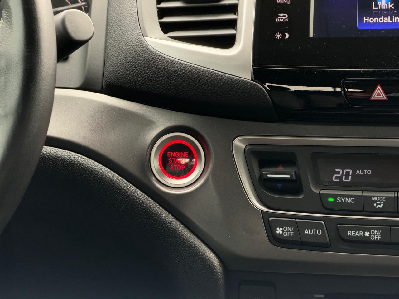 2019 Honda Ridgeline EX-L-ONLY 88,410 KMS! Photo