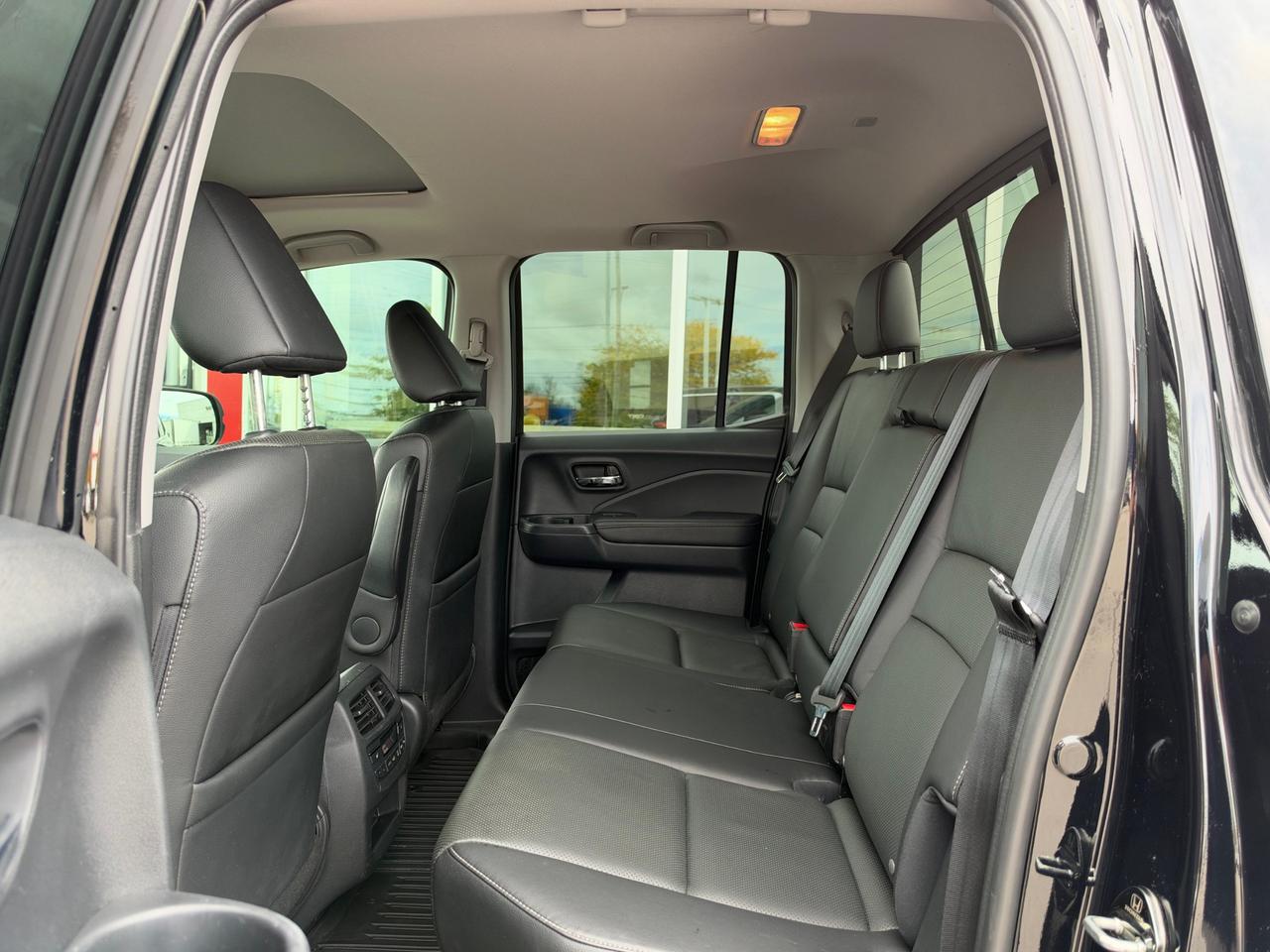 2019 Honda Ridgeline EX-L-ONLY 88,410 KMS! Photo