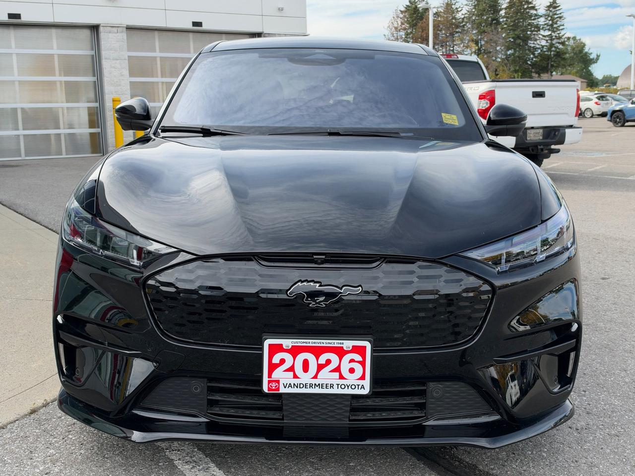2026 Ford Mustang Mach-E GT AWD+TECH+PANO ROOF! Photo2