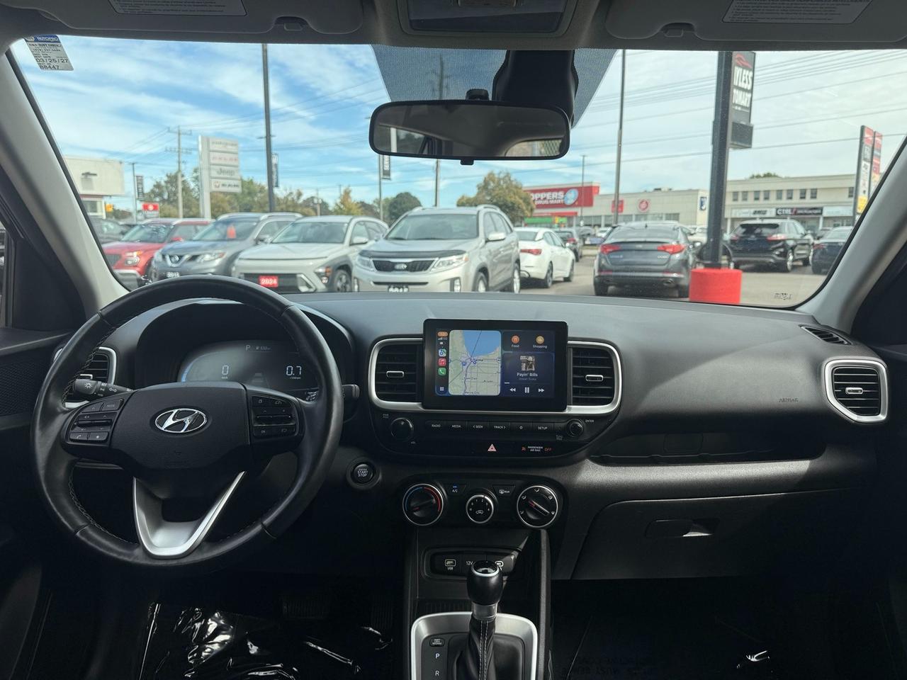 2024 Hyundai Venue Preferred w/Two-Tone Photo