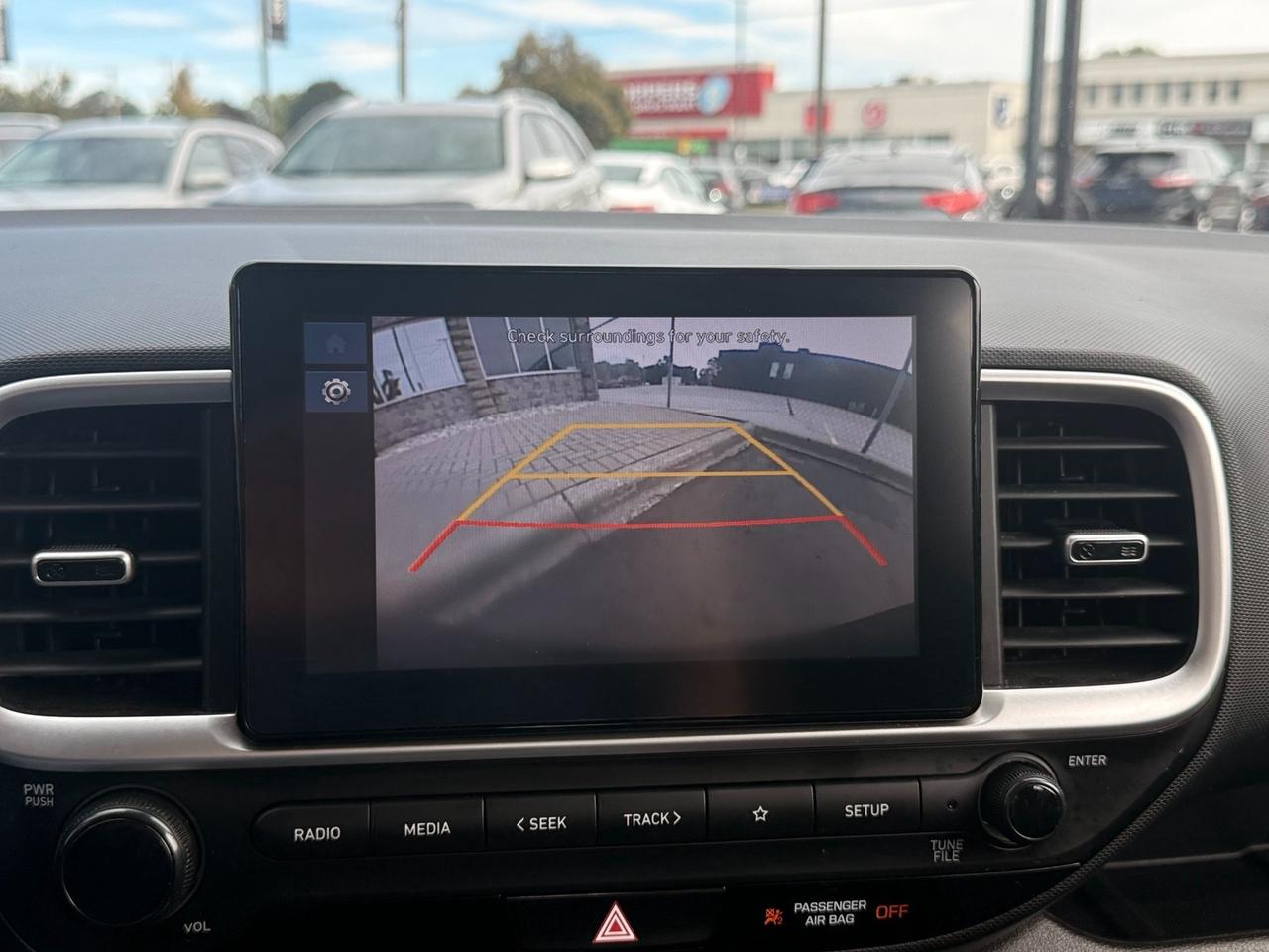 2024 Hyundai Venue Preferred w/Two-Tone Photo