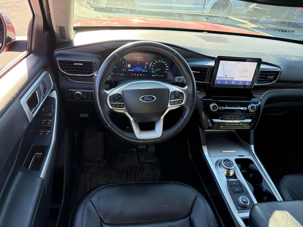 2022 Ford Explorer Limited 4WD Photo