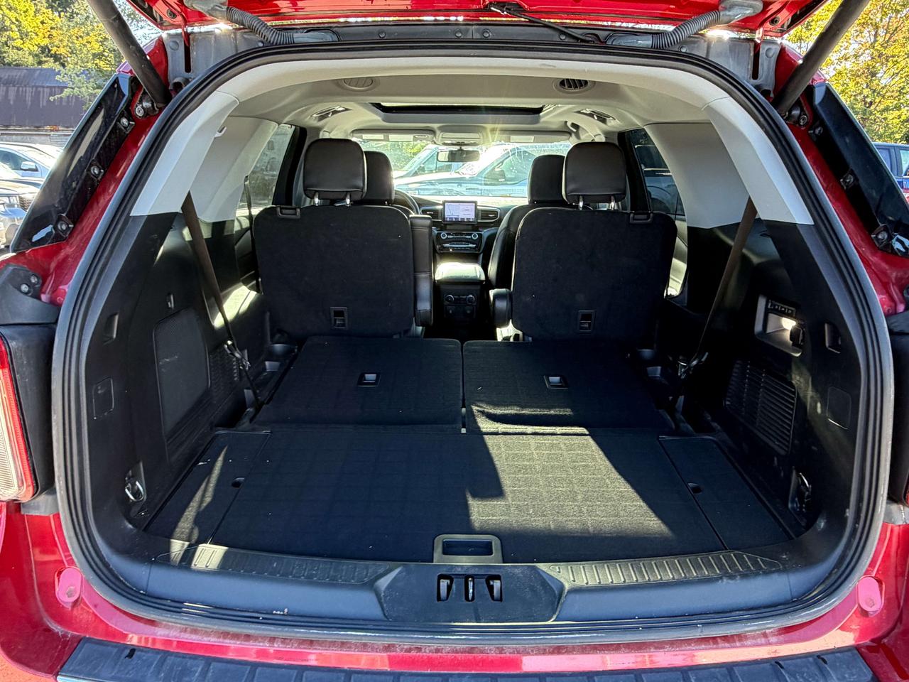 2022 Ford Explorer Limited 4WD Photo