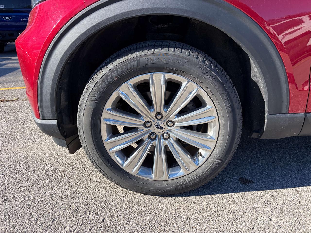 2022 Ford Explorer Limited 4WD Photo