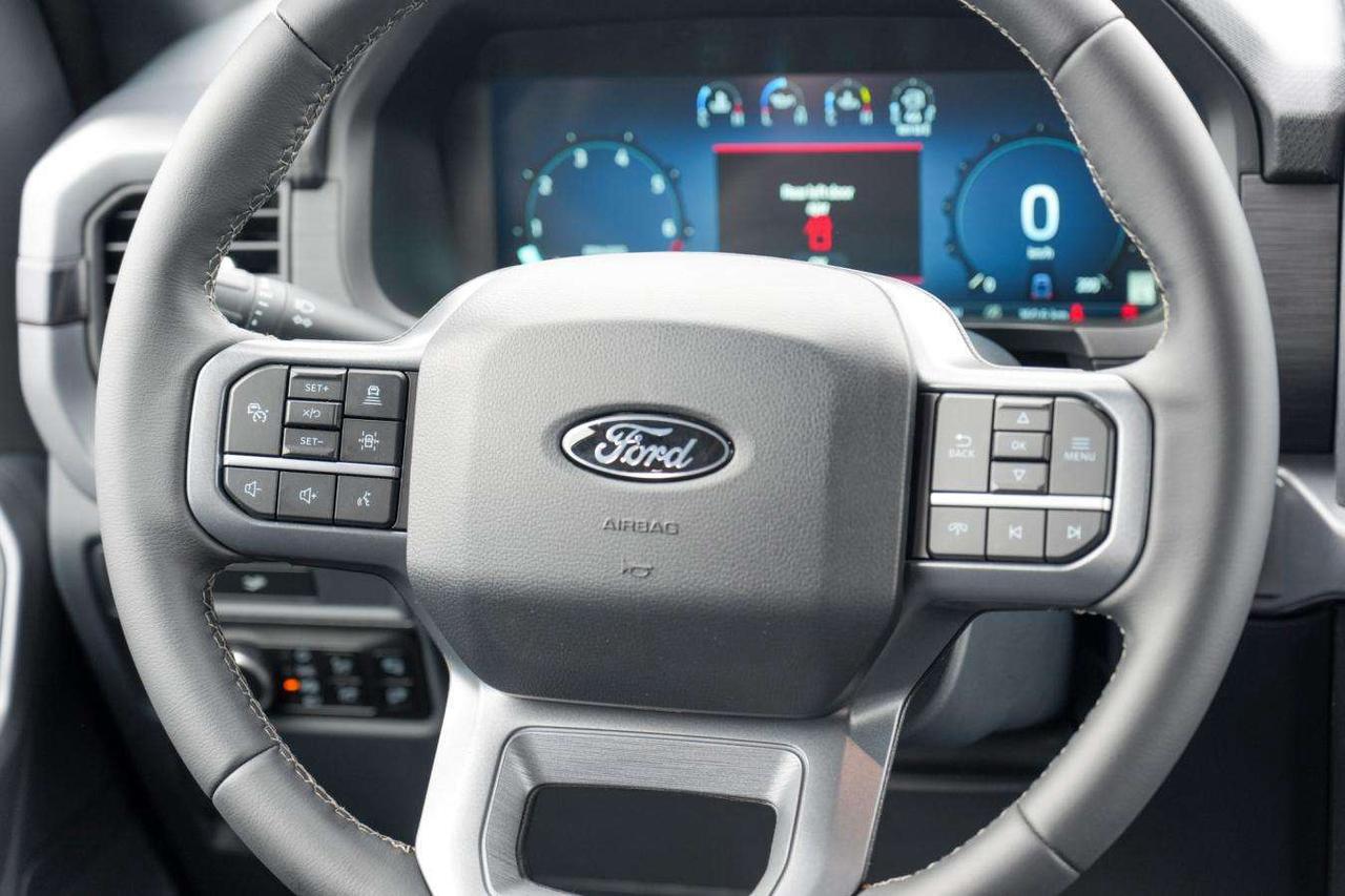 2026 Ford F-150 XLT 4WD 360 BACK UP CAM Photo