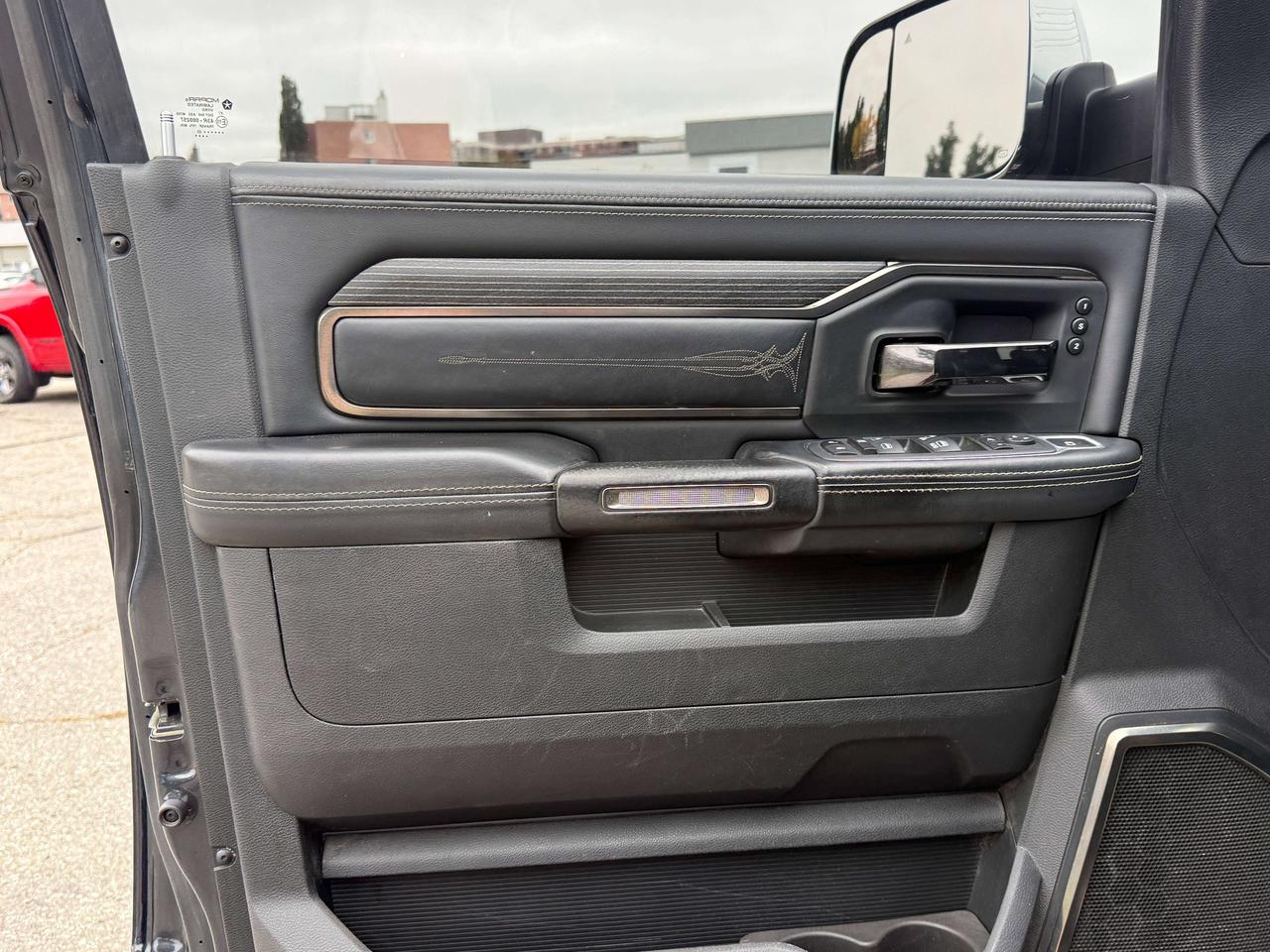 2022 RAM 2500 Limited | NAVIGATION | BLIND SPOT | REMOTE START | Photo