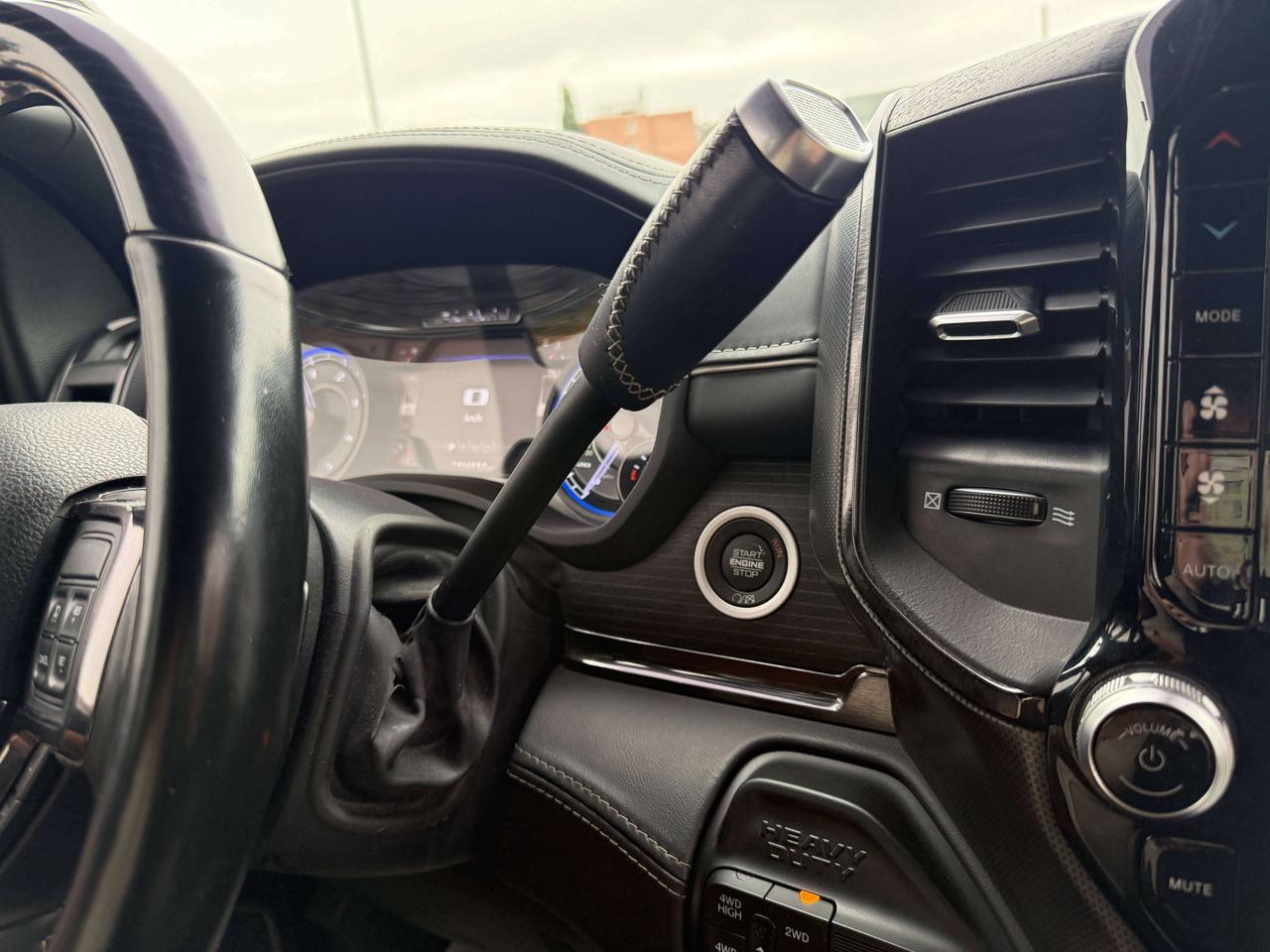 2022 RAM 2500 Limited | NAVIGATION | BLIND SPOT | REMOTE START | Photo
