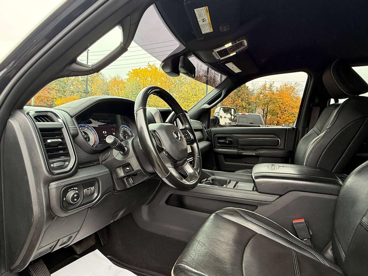 2022 RAM 2500 Limited | NAVIGATION | BLIND SPOT | REMOTE START | Photo