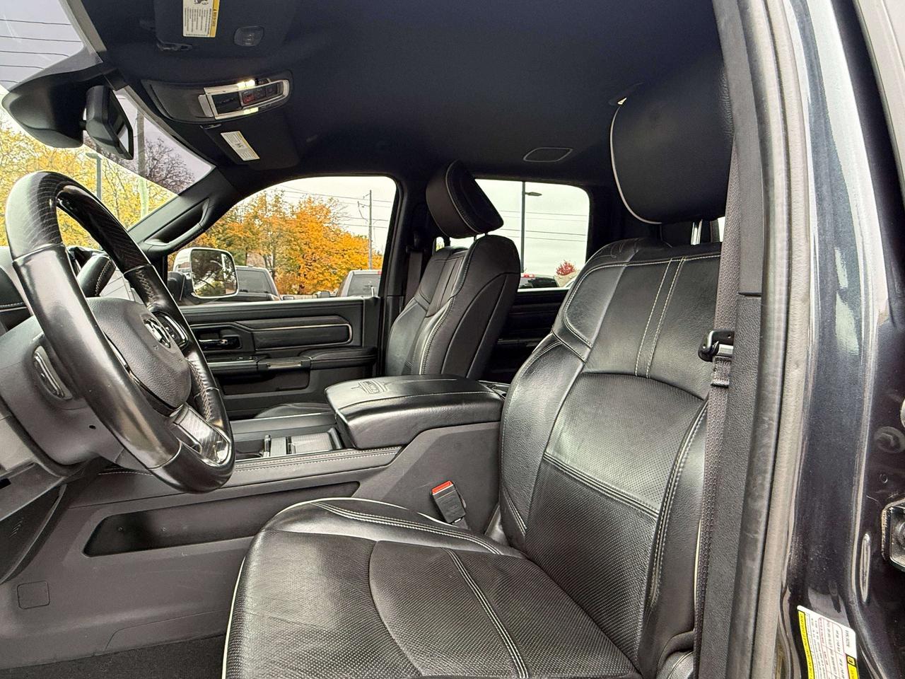2022 RAM 2500 Limited | NAVIGATION | BLIND SPOT | REMOTE START | Photo
