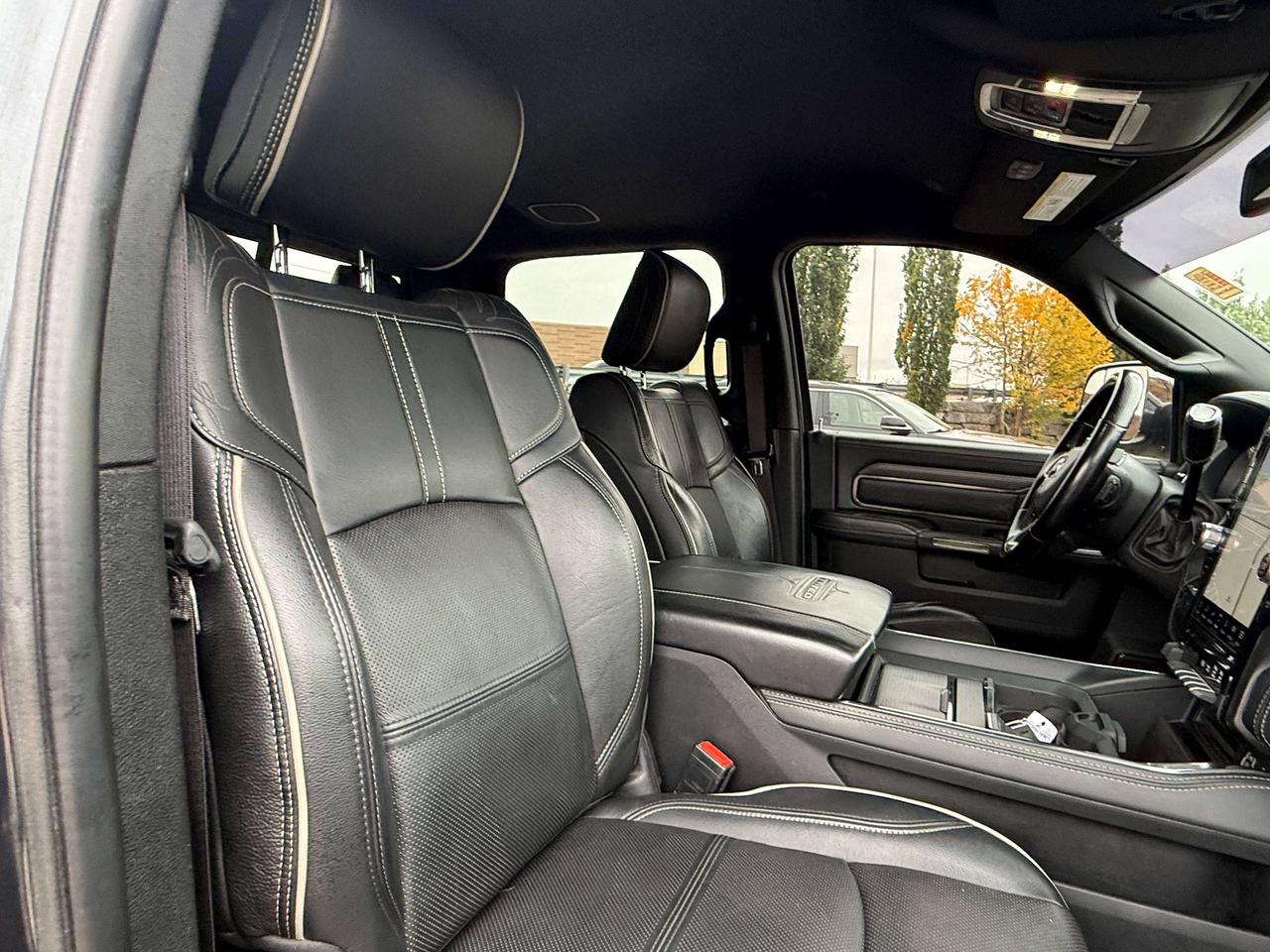 2022 RAM 2500 Limited | NAVIGATION | BLIND SPOT | REMOTE START | Photo