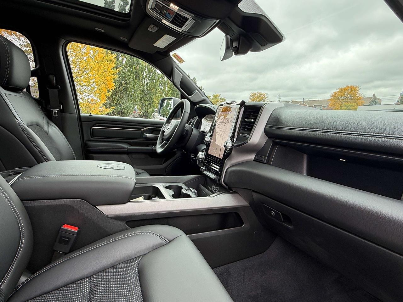 2022 RAM 2500 Limited | NAVIGATION | BLIND SPOT | REMOTE START | Photo