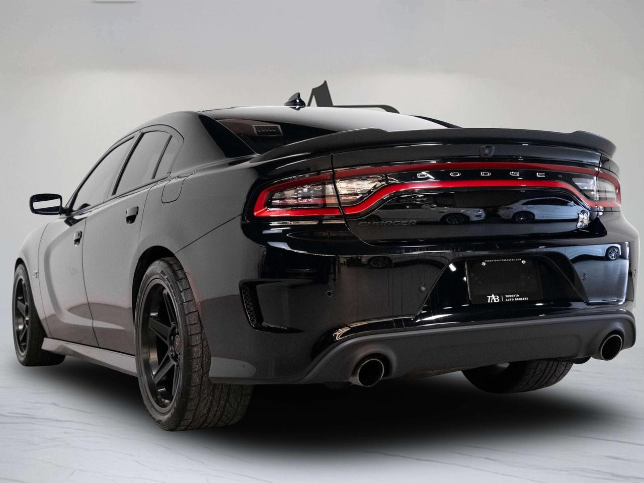 2022 Dodge Charger PLUS GROUP | DRIVER'S PKG | SUNROOF | 20 IN Photo4