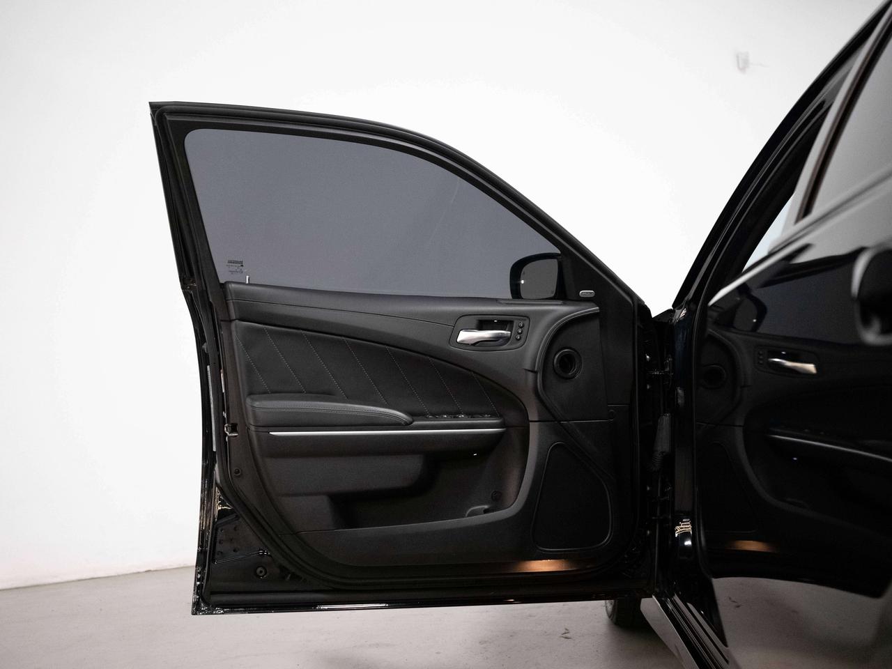 2022 Dodge Charger PLUS GROUP | DRIVER'S PKG | SUNROOF | 20 IN Photo