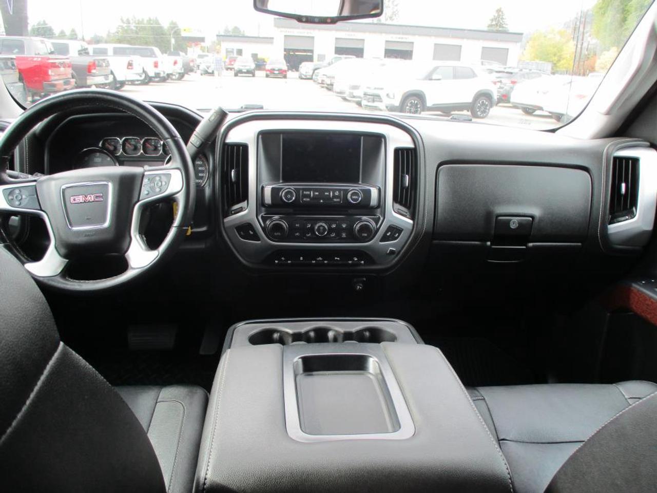 2016 GMC Sierra 1500 SLE CREW CAB 4X4 Photo