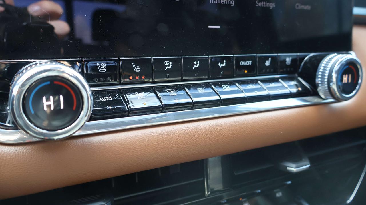 2024 GMC Canyon AT4 | Remote Start | Heated Seats Photo