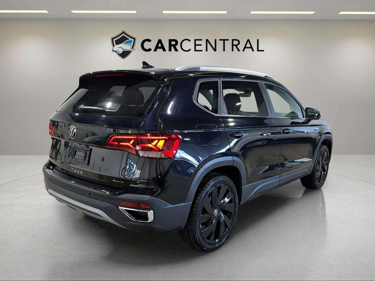 2023 Volkswagen Taos HIGHLINE| ONE OWNER| LEATHER| SUNROOF| NAVI| Photo