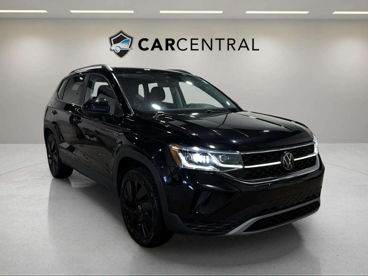 2023 Volkswagen Taos HIGHLINE| ONE OWNER| LEATHER| SUNROOF| NAVI| Photo