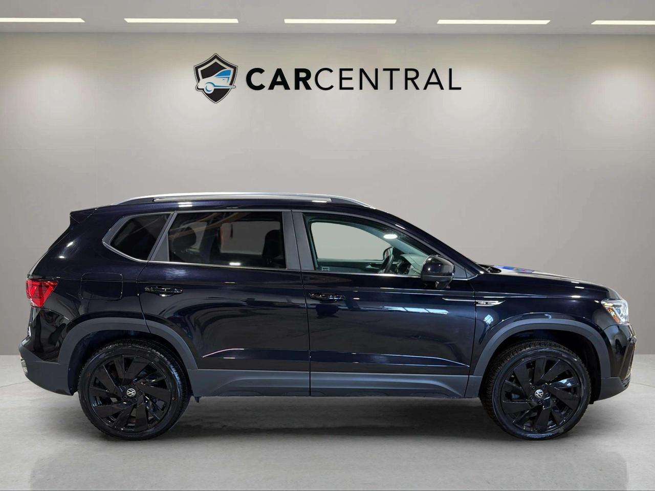 2023 Volkswagen Taos HIGHLINE| ONE OWNER| LEATHER| SUNROOF| NAVI| Photo