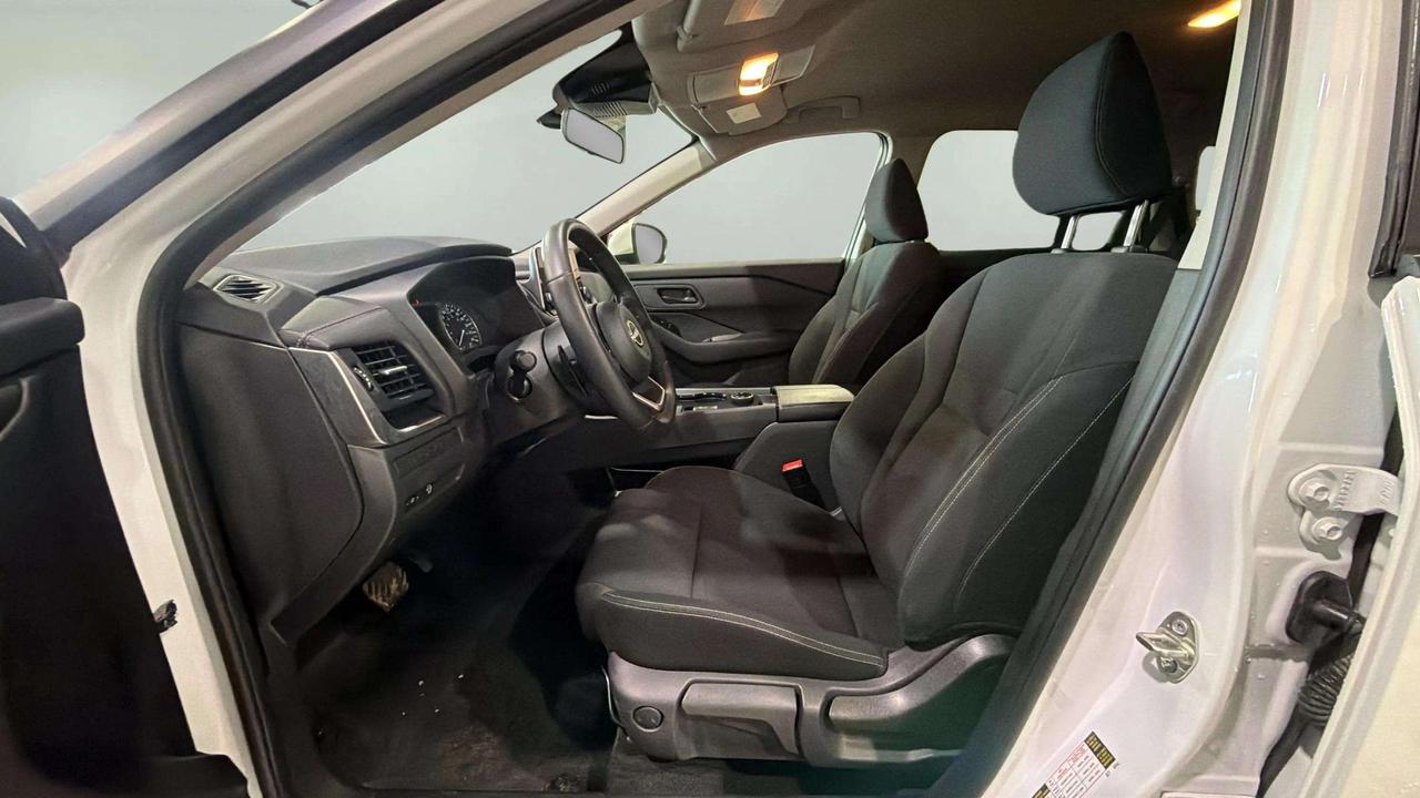 2024 Nissan Rogue S| CLEAN CARFAX| AWD| ONE OWNER| BLIND SPOT Photo