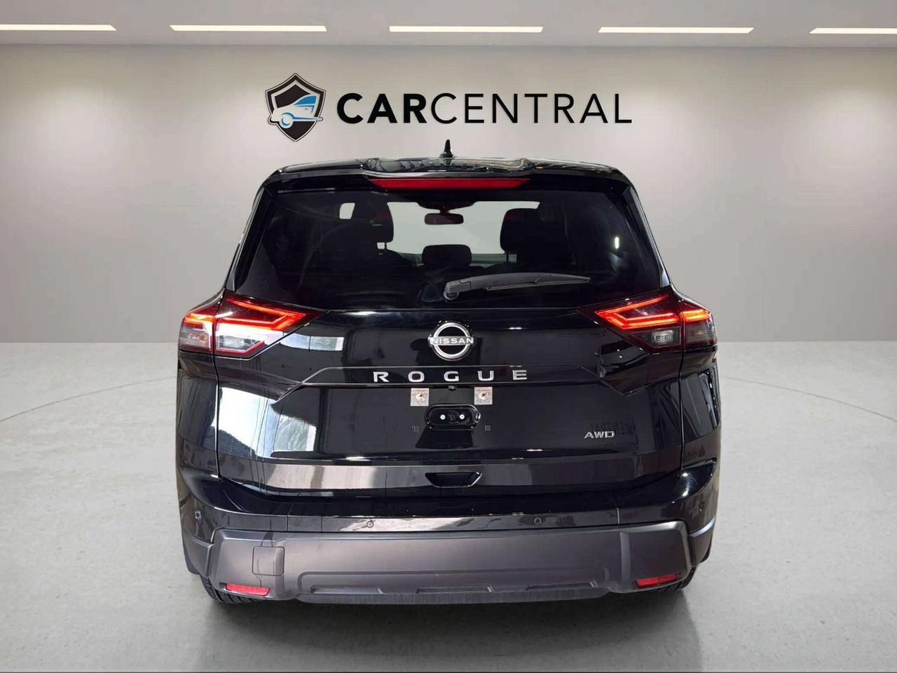 2024 Nissan Rogue S| CLEAN CARFAX| AWD| ONE OWNER| BLIND SPOT Photo