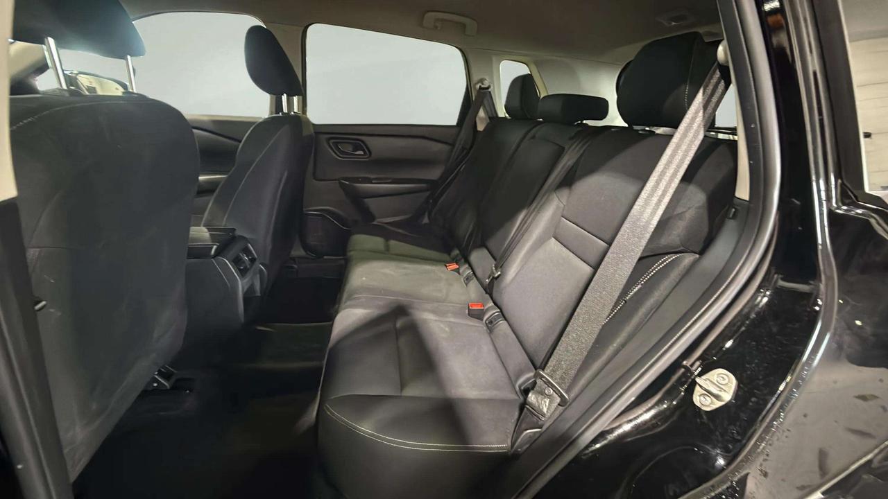 2024 Nissan Rogue S| CLEAN CARFAX| AWD| ONE OWNER| BLIND SPOT Photo