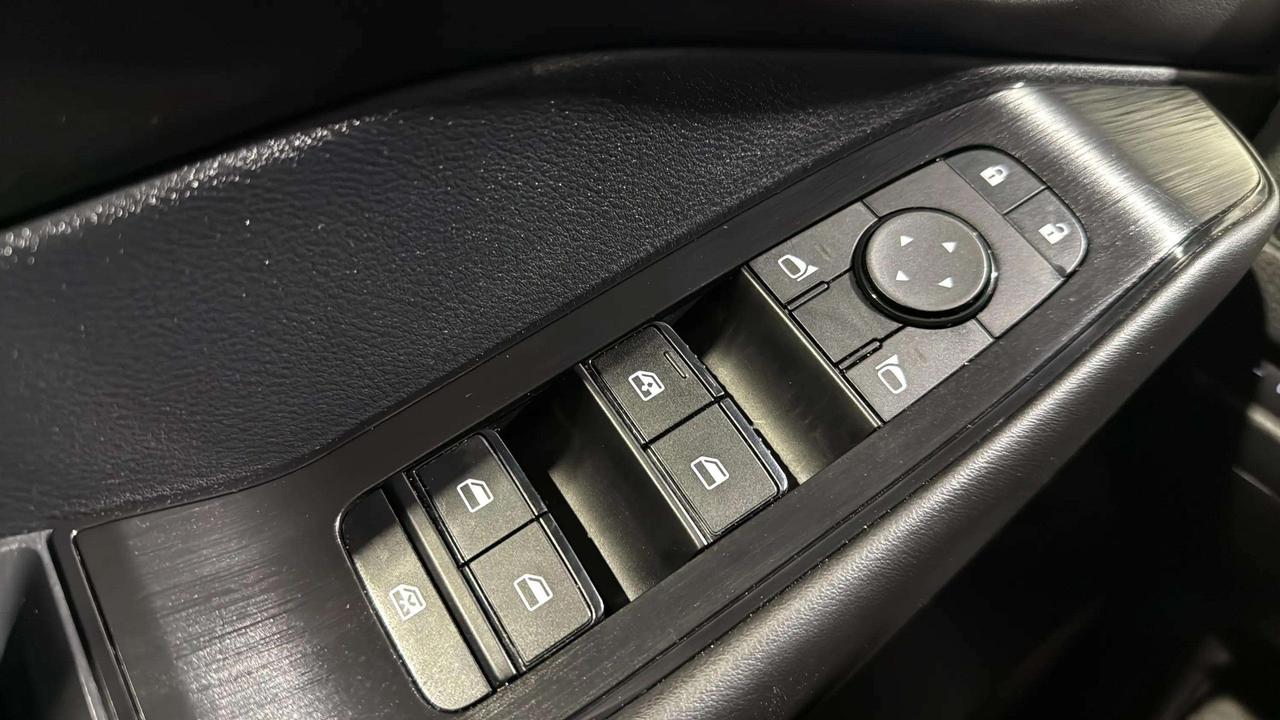 2024 Nissan Rogue S| CLEAN CARFAX| AWD| ONE OWNER| BLIND SPOT Photo