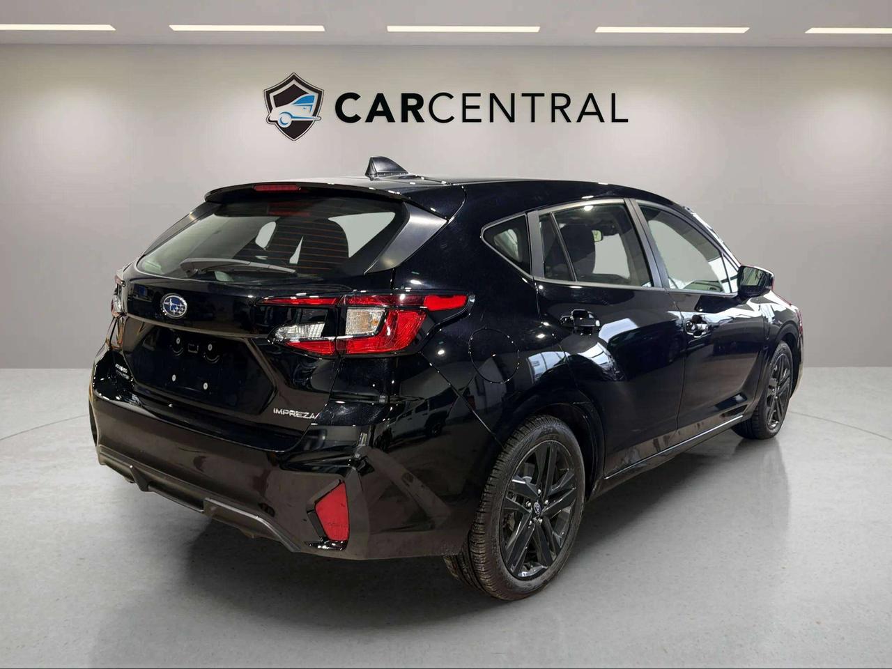 2024 Subaru Impreza TOURING| HTD SEATS| LANE ASSIST| CARPLAY| Photo