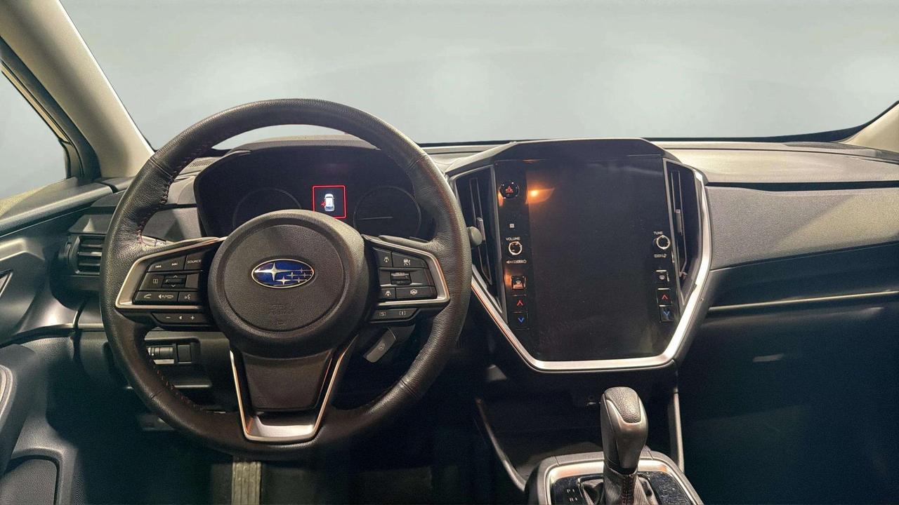 2024 Subaru Impreza TOURING| HTD SEATS| LANE ASSIST| CARPLAY| Photo