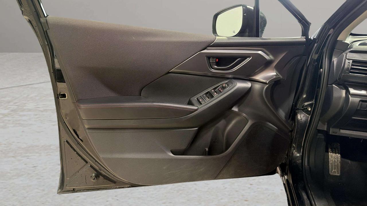 2024 Subaru Impreza TOURING| HTD SEATS| LANE ASSIST| CARPLAY| Photo